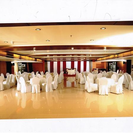 ホテル The Ocean Pearl マンガロール エクステリア 写真